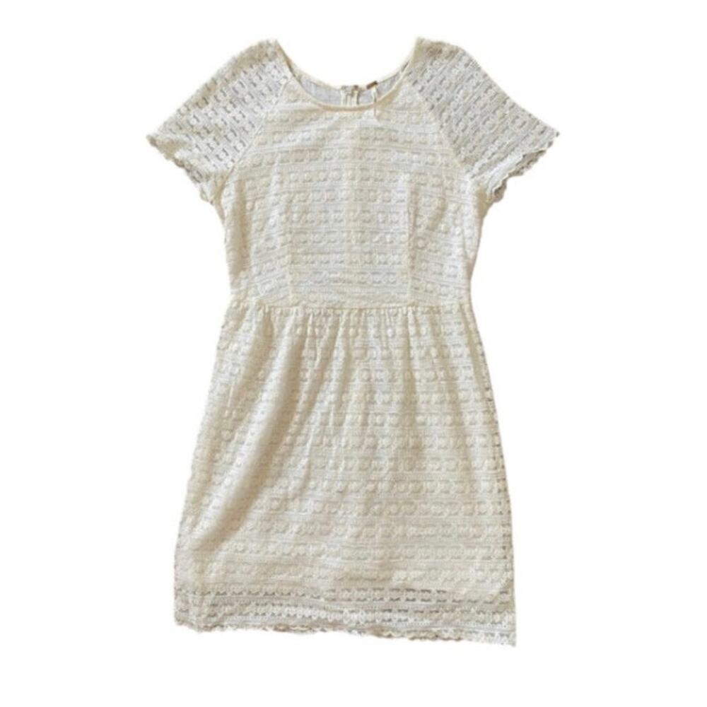 Free People Size 10 Creamy White Lace Knee Length Dress Boho Classy Engagement